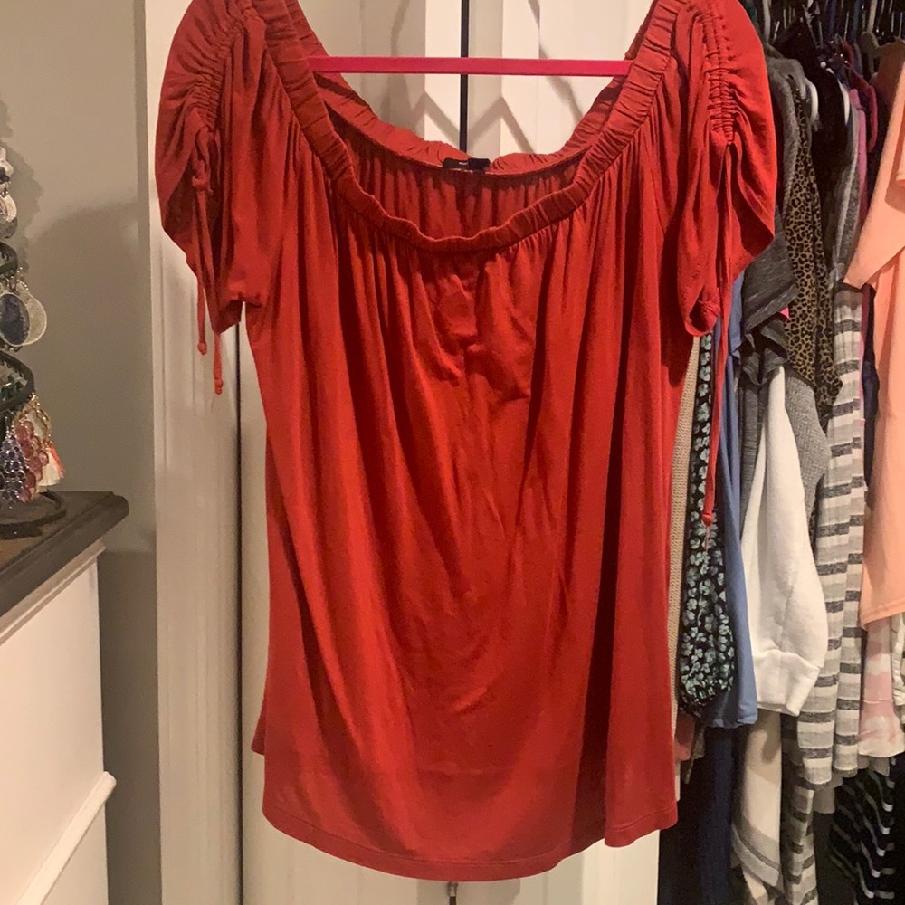 2x off the shoulder top burnt orange color